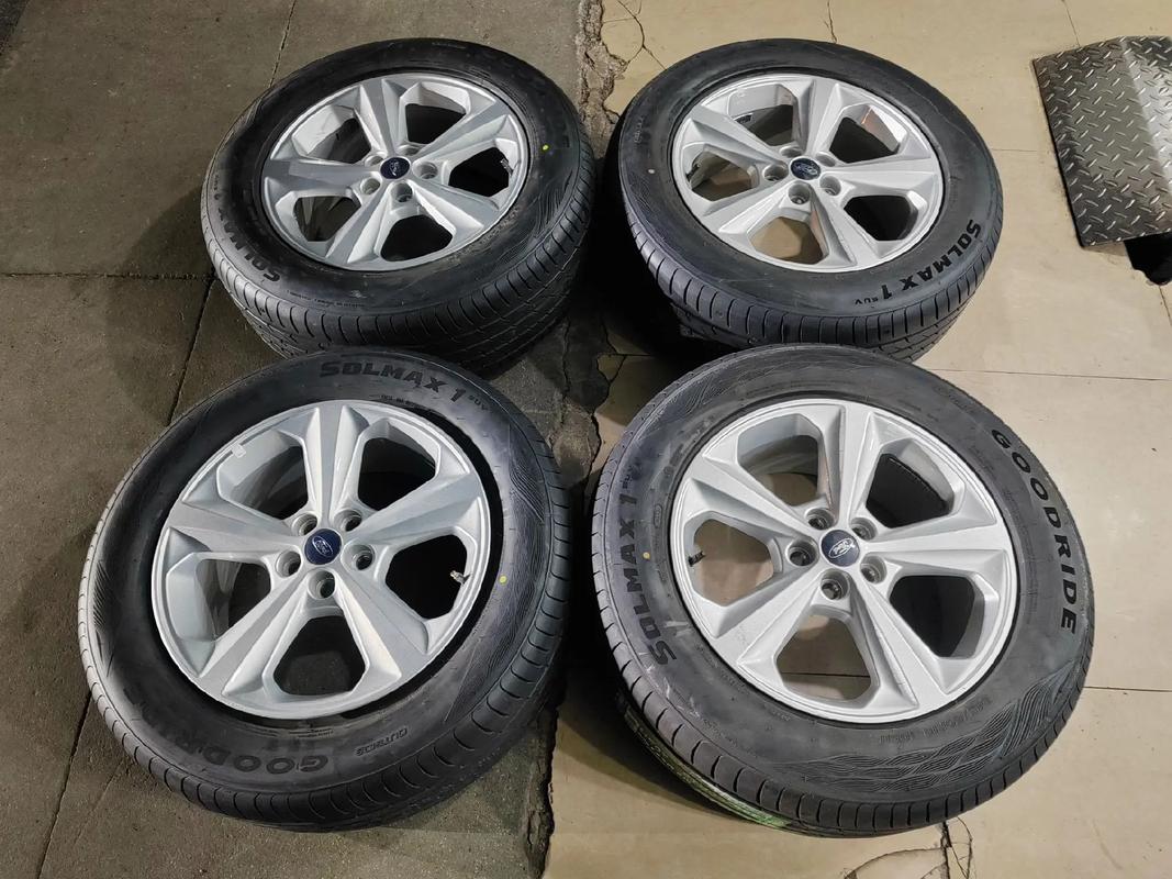 福特福睿斯轮胎型号／福特锐界轮胎多少钱一个