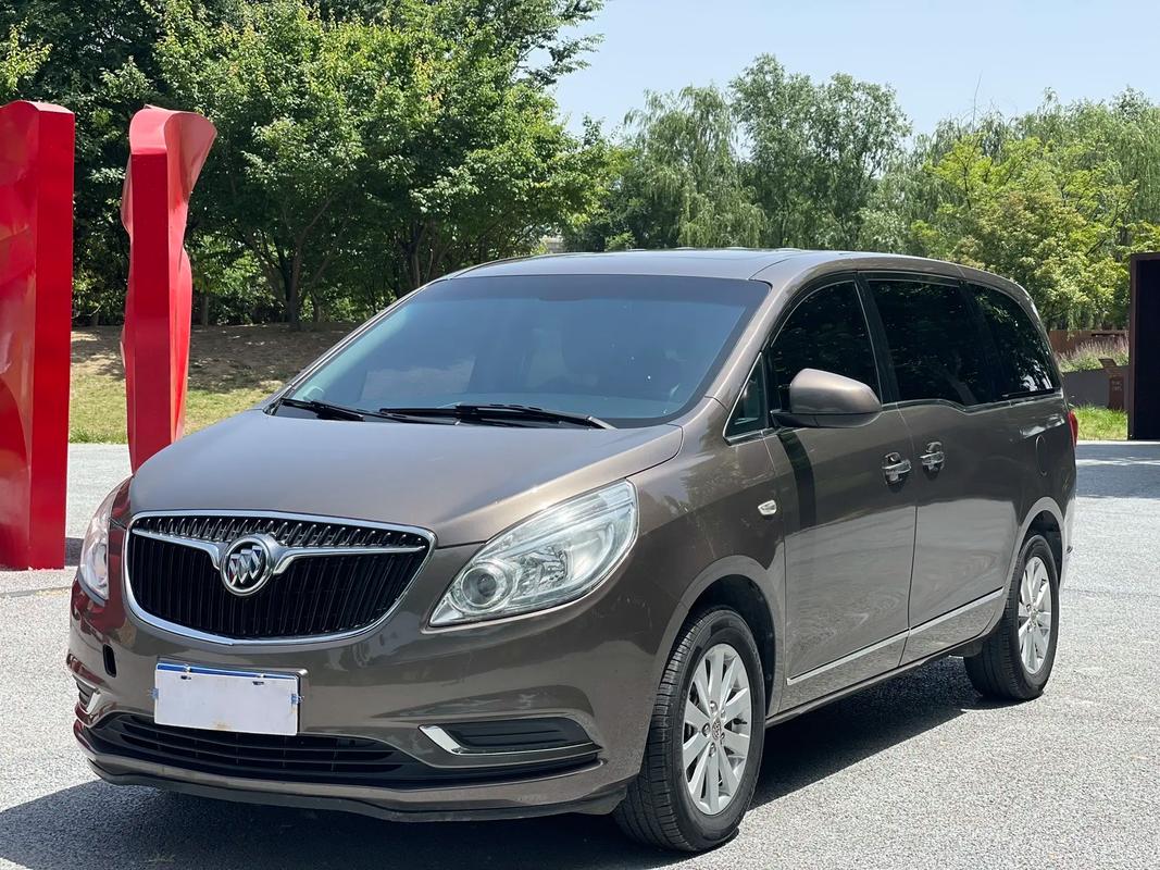 别克gl8商务车二手车／别克gl8商务车二手车5万左右