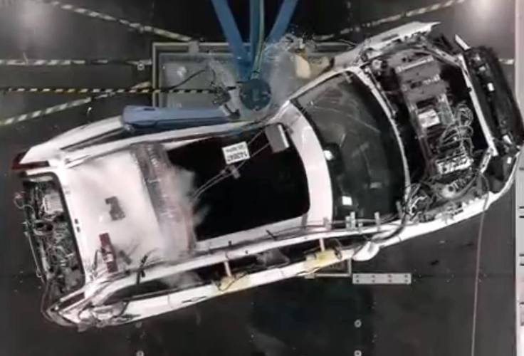 汽车碰撞试验视频,汽车碰撞试验视频大全