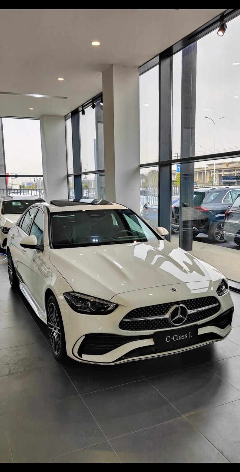 奔驰c200运动版报价及图片 奔驰c200照片