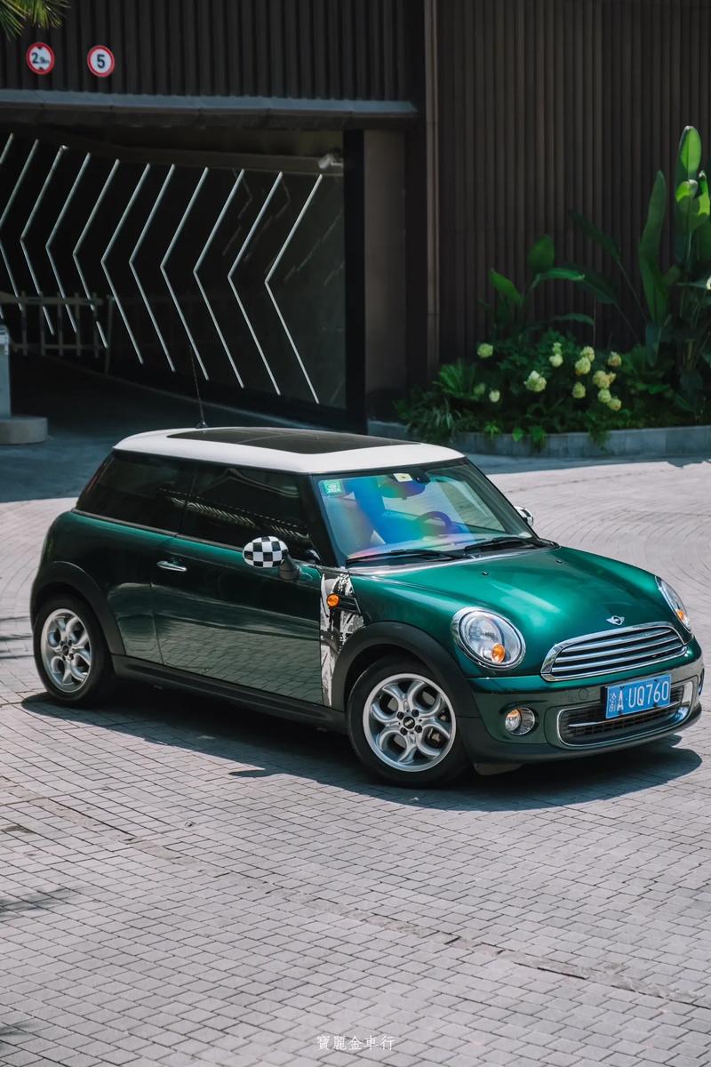 宝马迷你mini图片(女人最建议买三款车)