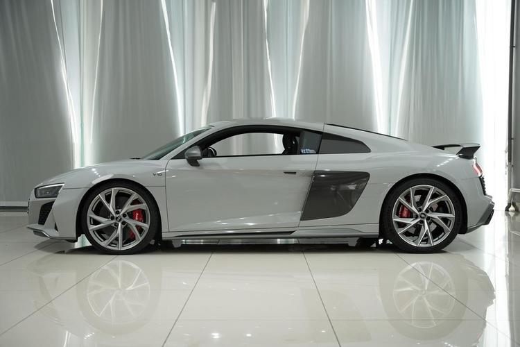 r8图片(r8图片及价格)