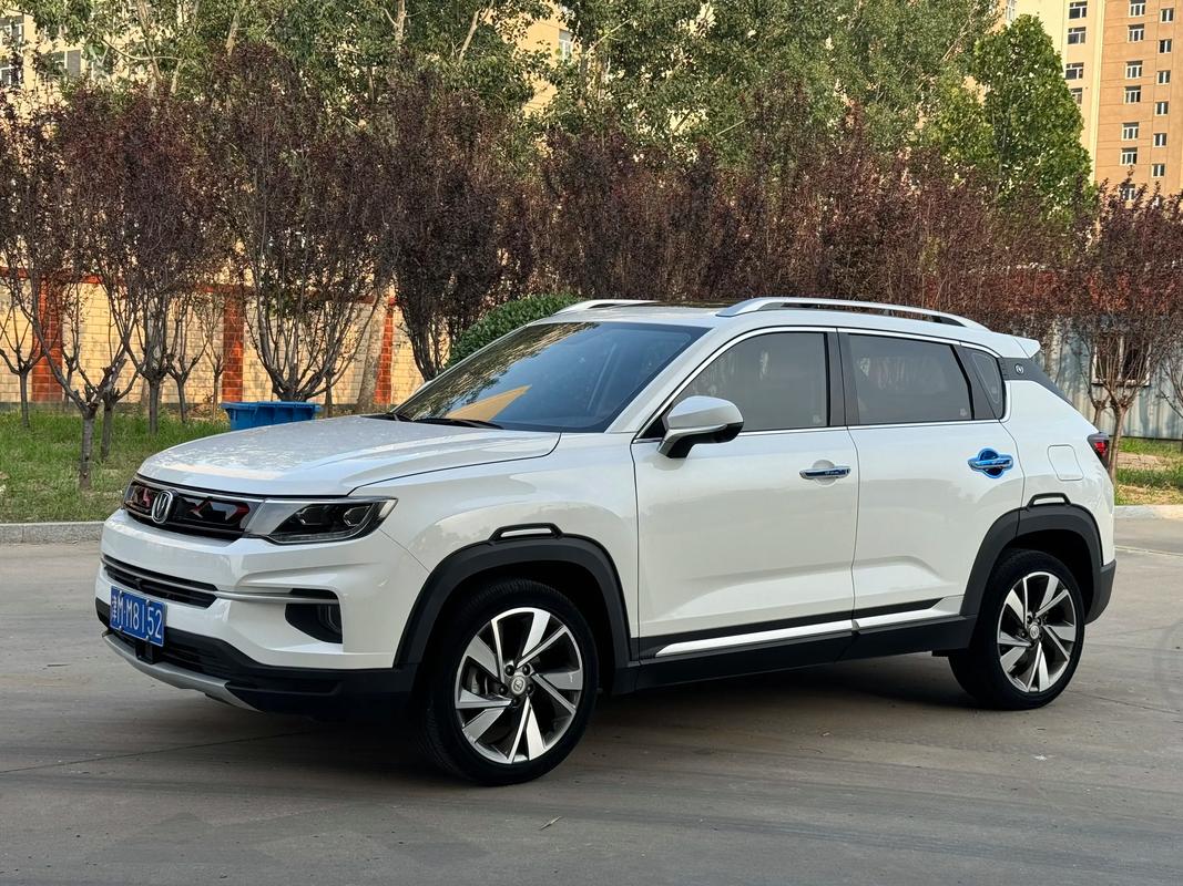 长安cs35自动挡新车报价 长安cs35自动挡新车报价及图片