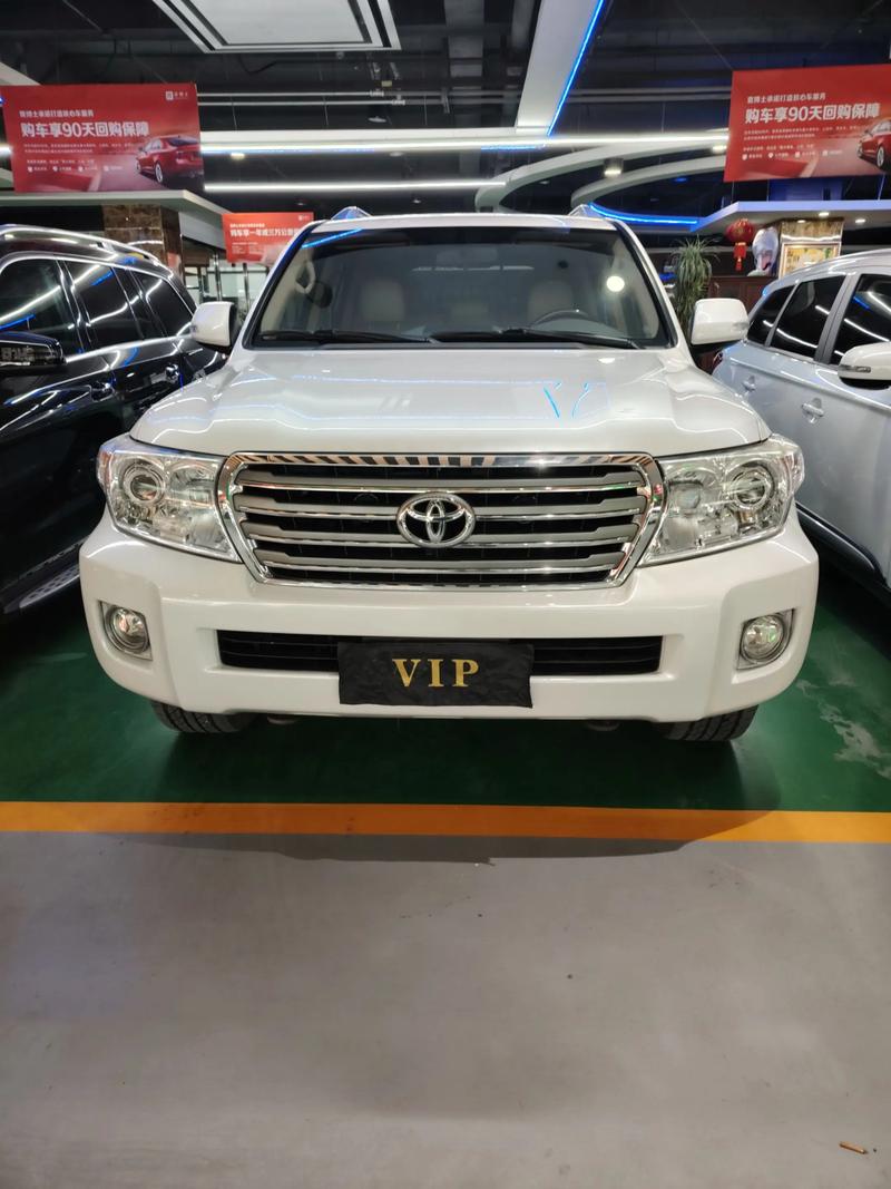 2014年酷路泽4000二手价格 2014款二手酷路泽4000中东版