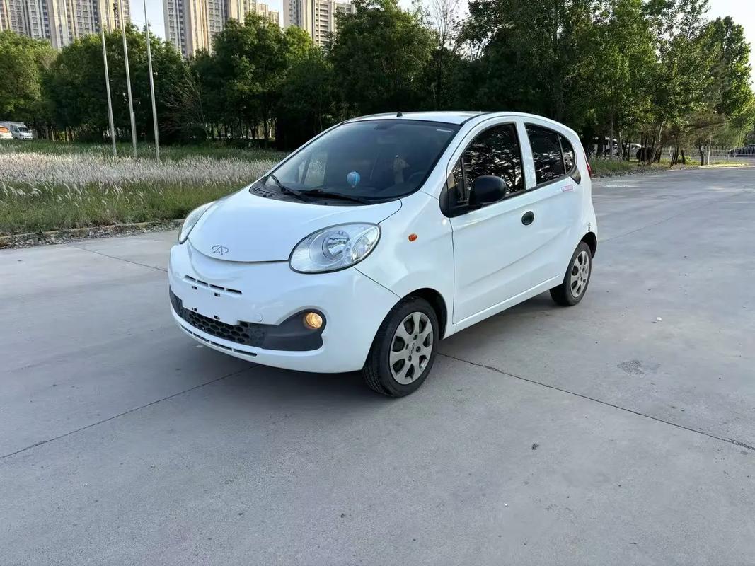 奇瑞qq哪款是4缸车／奇瑞三缸和四缸哪个好