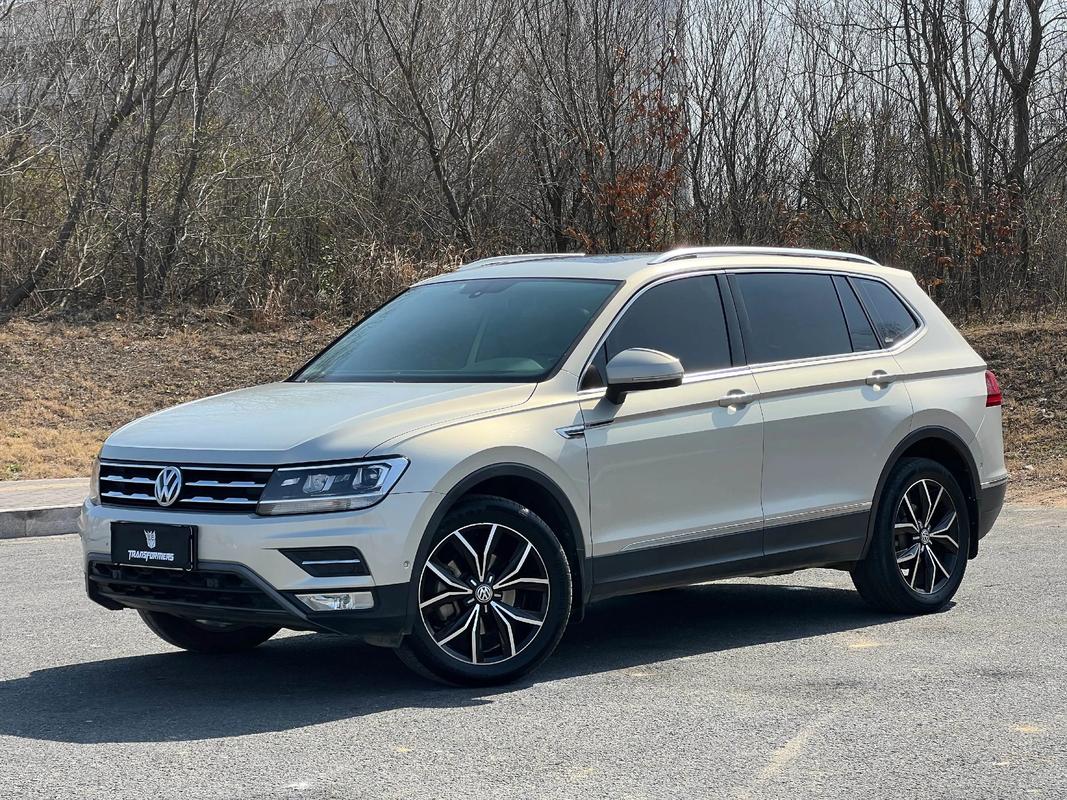 tiguanl大众330tsi是什么车 大众330tsi带字母多少钱