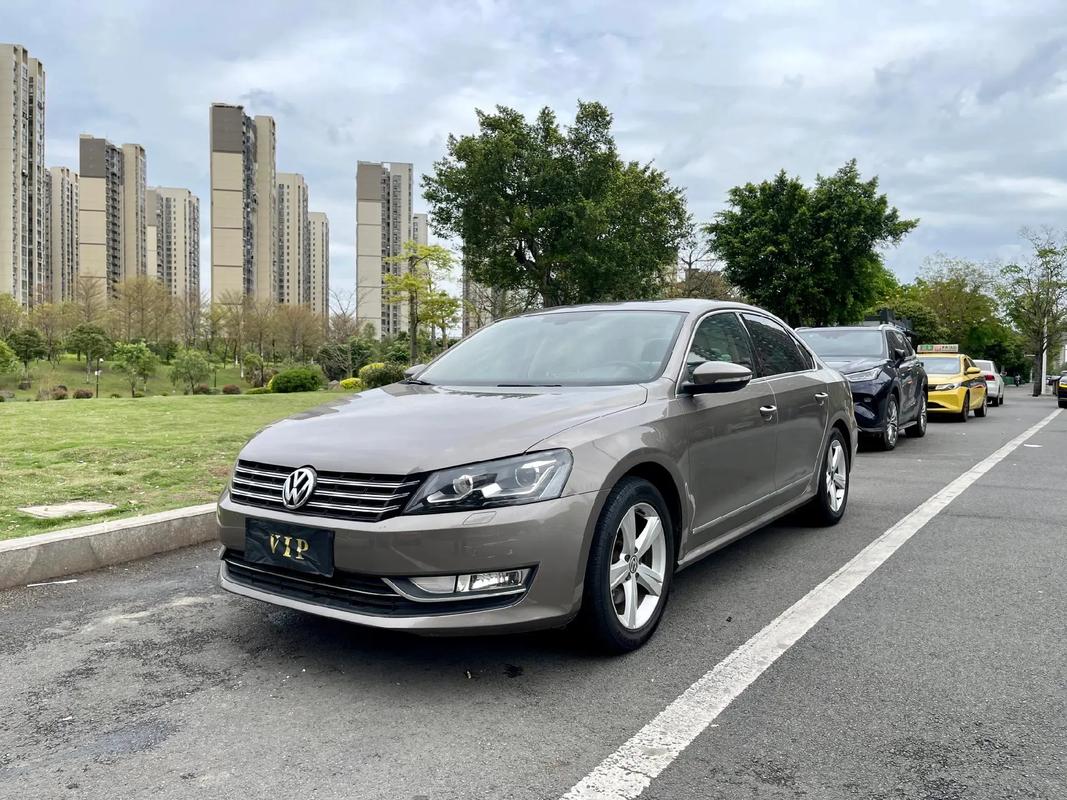 2012年大众帕萨特二手车价格/大众帕萨特2012款价格20排量二手车价格