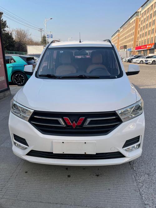 2023款五菱宏光s/2023款五菱宏光s怎么样